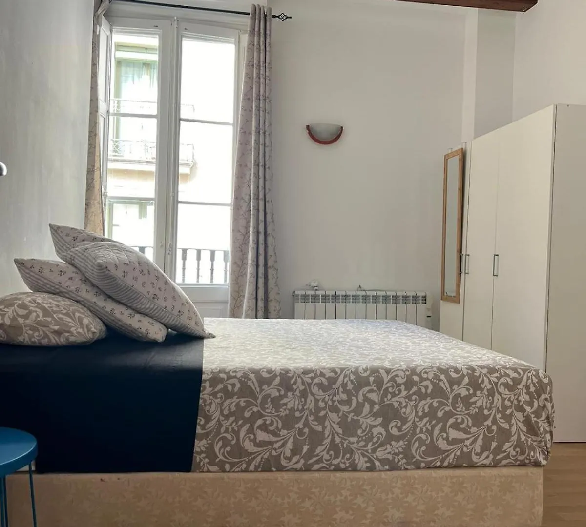 Habitacion Privada En Apartamento Compartido Hostel Barcelona